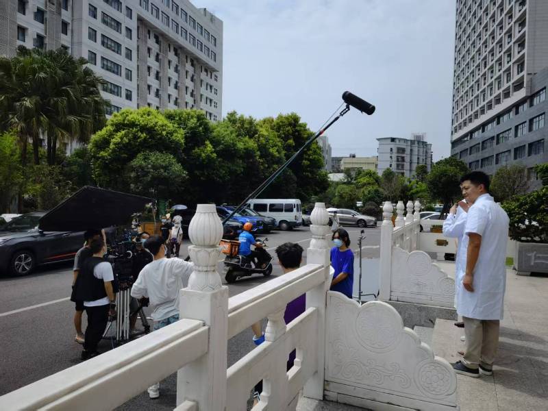 阿拉尔市广告片拍摄公司低成本实现高规格制作的诀窍